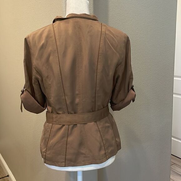 White House Black Market Soft Utility Blazelette Jacket Size 4P - Picture 3 of 5